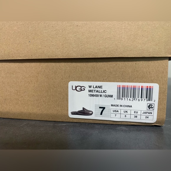 Women Ugg slippers Lane Metallic Gray Size 7 US New With Box - Picture 7 of 9